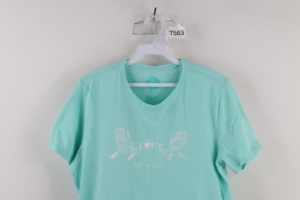 Life Is Good Womens Medium Classic Fit Beach Chair Lemonade TShirt