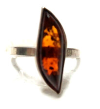 VINTAGE STERLING SILVER HONEY BALTIC AMBER RING SIZE: 6.5