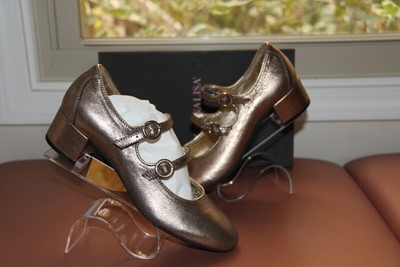   NEW!  $291 MONNALISA Couture Gold Metallic Double Buckle Shoe; Sz 36