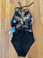 NWT Cupshe Womens Size XS Black Floral One Piece Swimsuit Cut Out