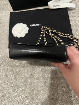 Sale!! CHANEL シャネル　ビニール　クラッチ 限定♪オシャレなオールブラックCHANEL ミニチェーンクラッチ