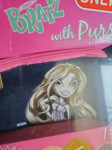 Bratz Cumpleaños Bash 2 en 1 Paquete de Bonificación con Monedero Muñeca YASMIN NUEVO EN CAJA HALLAZGO RARO - Imagen 14 de 23