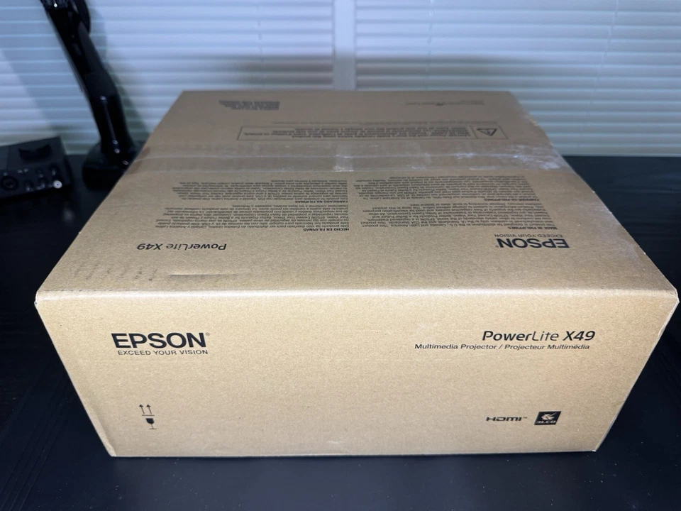 EPSON PowerLite X49 3LCD XGA 3600 ANIS Lumens with HDMI Classroom Projector - Image 2 of 4