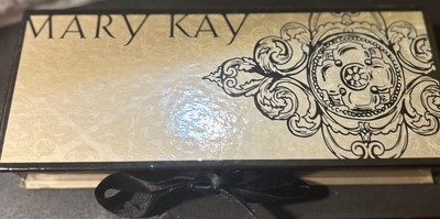 Mary Kay Miniature Fragrance Collection FIVE Piece Set