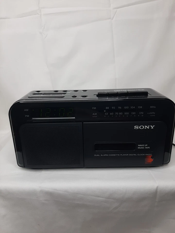 Sony Dream Machine ICF-C600 AM/FM Radio Dual Alarm Cassette Player Works  - Image 2 of 4