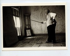 Henri Matisse drawing with charcoal tipped bamboo pole, Nice 1948 - Robert Capa