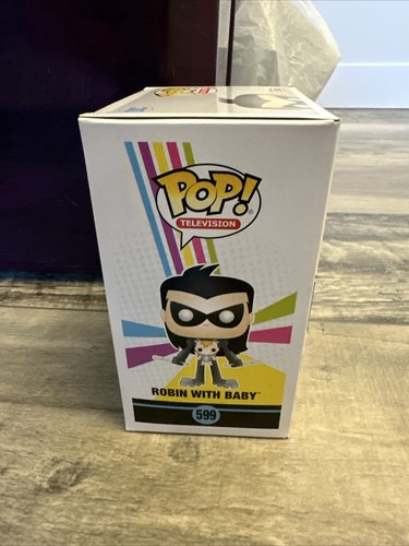 Funko Pop! Television: Teen Titans Go! - Robin with Baby #599 - Hot Topic - Picture 3 of 4