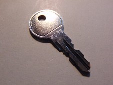 Original Thule Schlüssel N079 Ersatzschlüssel Heckträger Dachboxen Dachträger