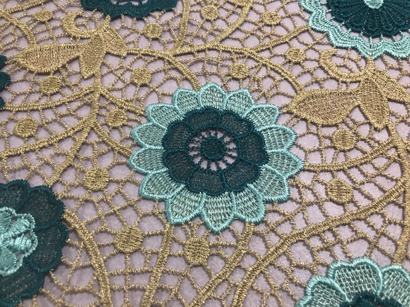 Picture 3 of 6