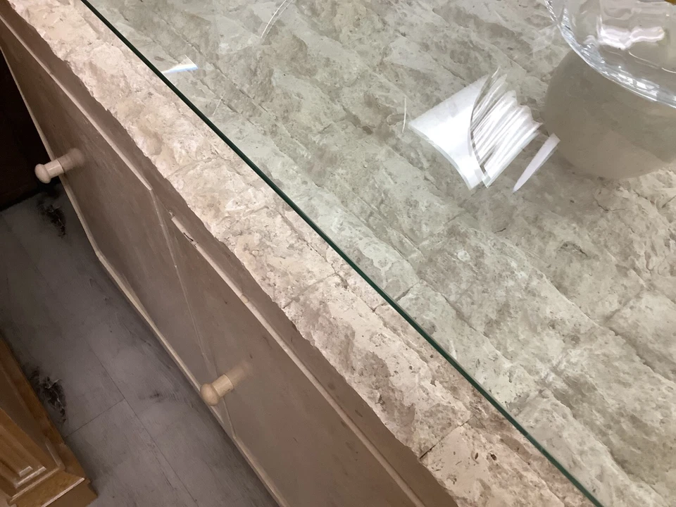 Tapa de vidrio de piedra teselada contemporánea posmoderna Credenza 3 puertas delanteras ds17 Foto 3 de 4