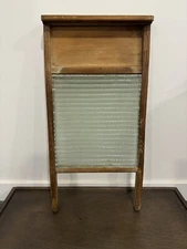 CROWN GLASS HOWARD MANUFACTURING GLASS WASHBOARD KENT WASHINGTON 24"x12 5/8"