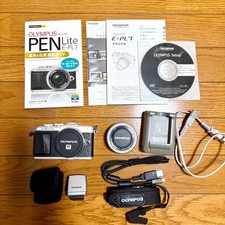 Olympus PEN Lite E-PL7 Mirrorless Camera Black with Guidebook