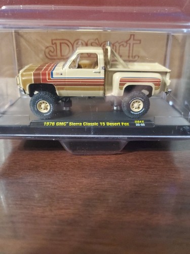 M2 Machines 1976 GMC Sierra Classic 15 Desert Fox Truck 1:64 New - Bild 5 von 8