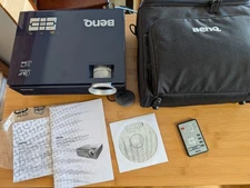 BenQ MP721c projector system: case, remote, original box, manuals, EXCELLENT