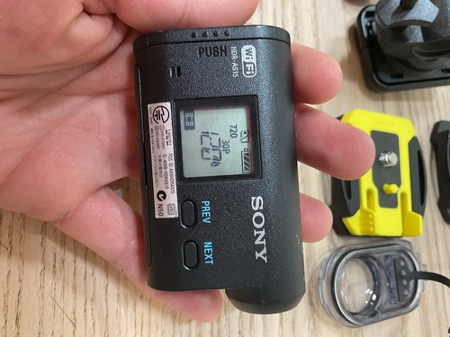 Sony HDR-AS15 WiFi Exmor R videocamera e fotocamera a scatto continuo e ACCESSORI - Foto 4 di 19