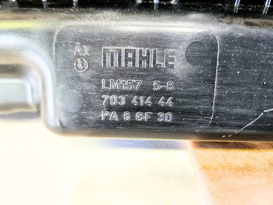 /\ Colector de admisión izquierdo BMW 550i F10 11-61-7-555-666 OEM usado Foto 3 de 4