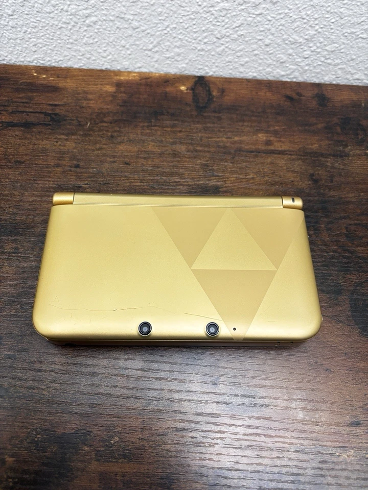 Nintendo 3DS XL Gold Zelda Edition -Tested- Charger, Stylus Included - Image 2 of 4