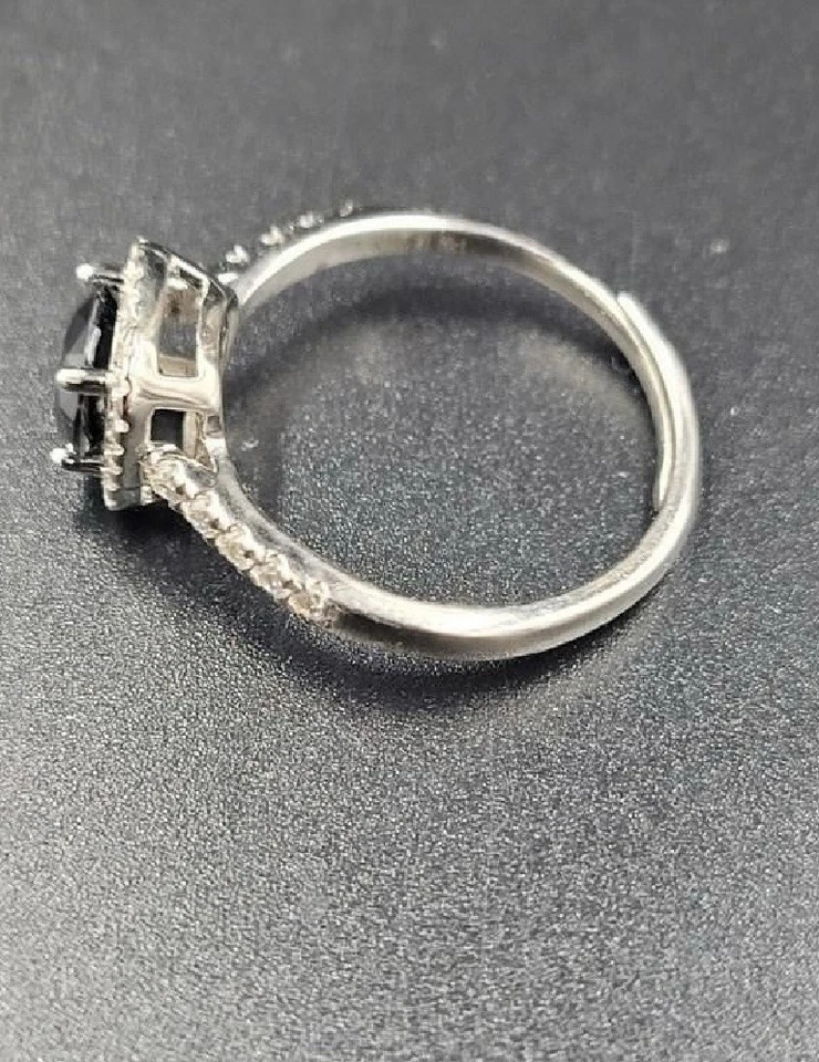  Anel de diamante preto 1,00 quilates com moldura de almofada - Imagem 3 de 4