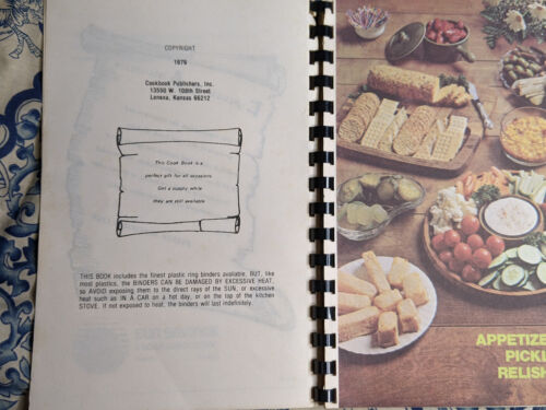 Parker Newcomers Cookbook 1979 Colorado Spiral Local Ads Local Recipes Vintage - Imagen 3 de 11