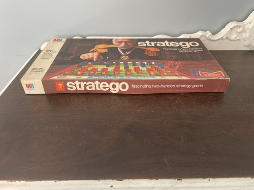 Stratego 1975 MILTON BRADLEY Vintage 100% complete! - Picture 5 of 13