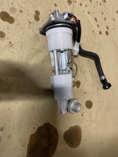 KTM 1290 Super Duke 2021 petrol fuel pump Keihin - Picture 3 of 6