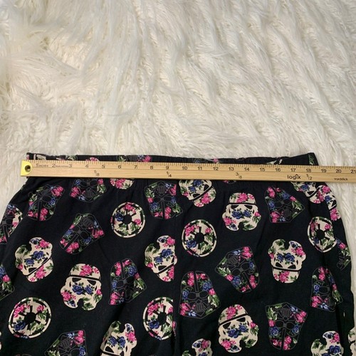 Leggings Storm Trooper Torrid Star Wars neri floreali 4 4xl - Foto 13 di 14