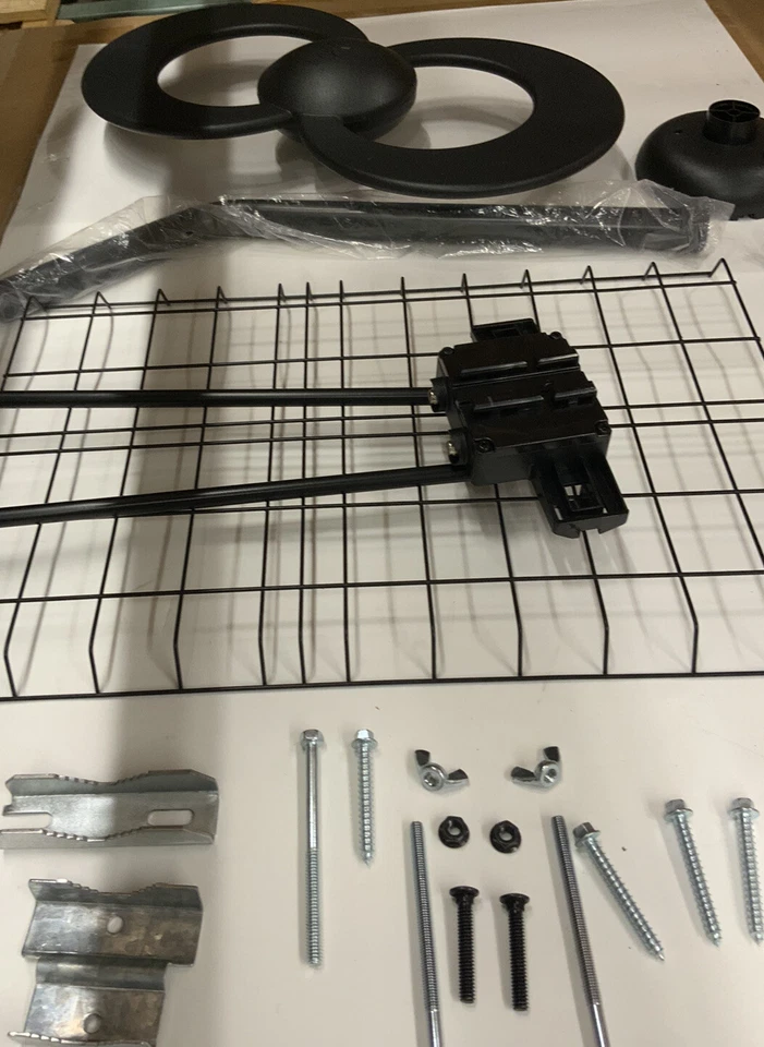 🧷 Antenas Directas CLEARSTREAM 2V Largo Alcance HDTV Antena con Montaje (C2V-J3)🆕 Foto 2 de 2