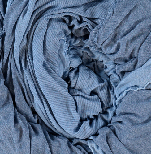 Faliero Sarti Nicholas Scarf 130cm x 155cm Blue Authentic New Rrp £225 - Picture 2 of 2