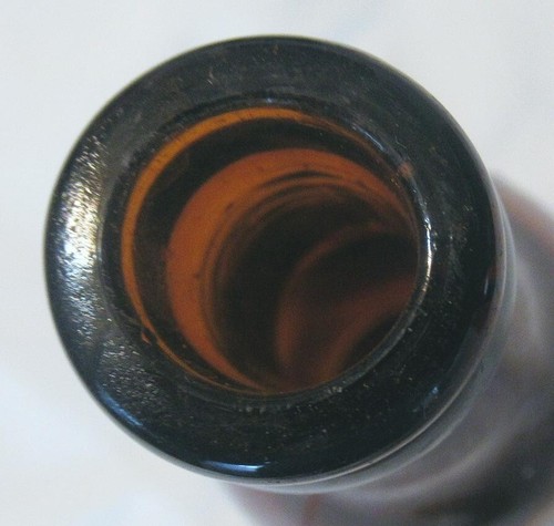 Nice Sparkling Amber Straight Side Script Coca Cola New York City NY Soda Bottle - Picture 9 of 10