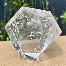 352G Natural clear white crystal raw stone free-form mineral specimen