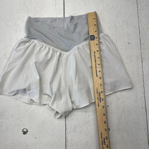 Pantalones cortos deportivos Offline By Aerie blancos entrecruzados delanteros Real Me para mujer talla S - Imagen 5 de 6