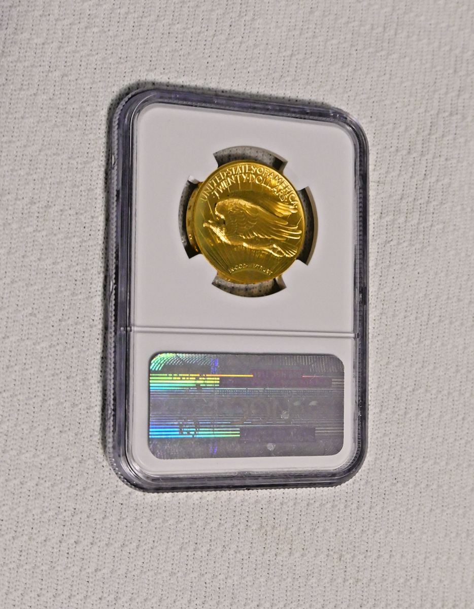 2009 $20 ULTRA HIGH RELIEF DOUBLE EAGLE GOLD COIN NGC MS69 PL + US