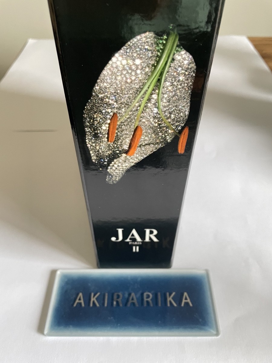 JAR Paris II Joel Arthur Rosenthal Jewelry Book Metropolitan