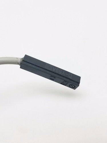 Interruttore di prossimità SMC D-Y59A #7572 - Foto 2 di 3