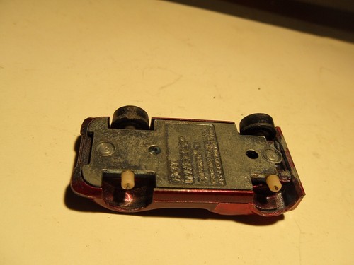 Vintage 1968 Hot Wheels Chaparral 2G Red Line - Picture 11 of 14