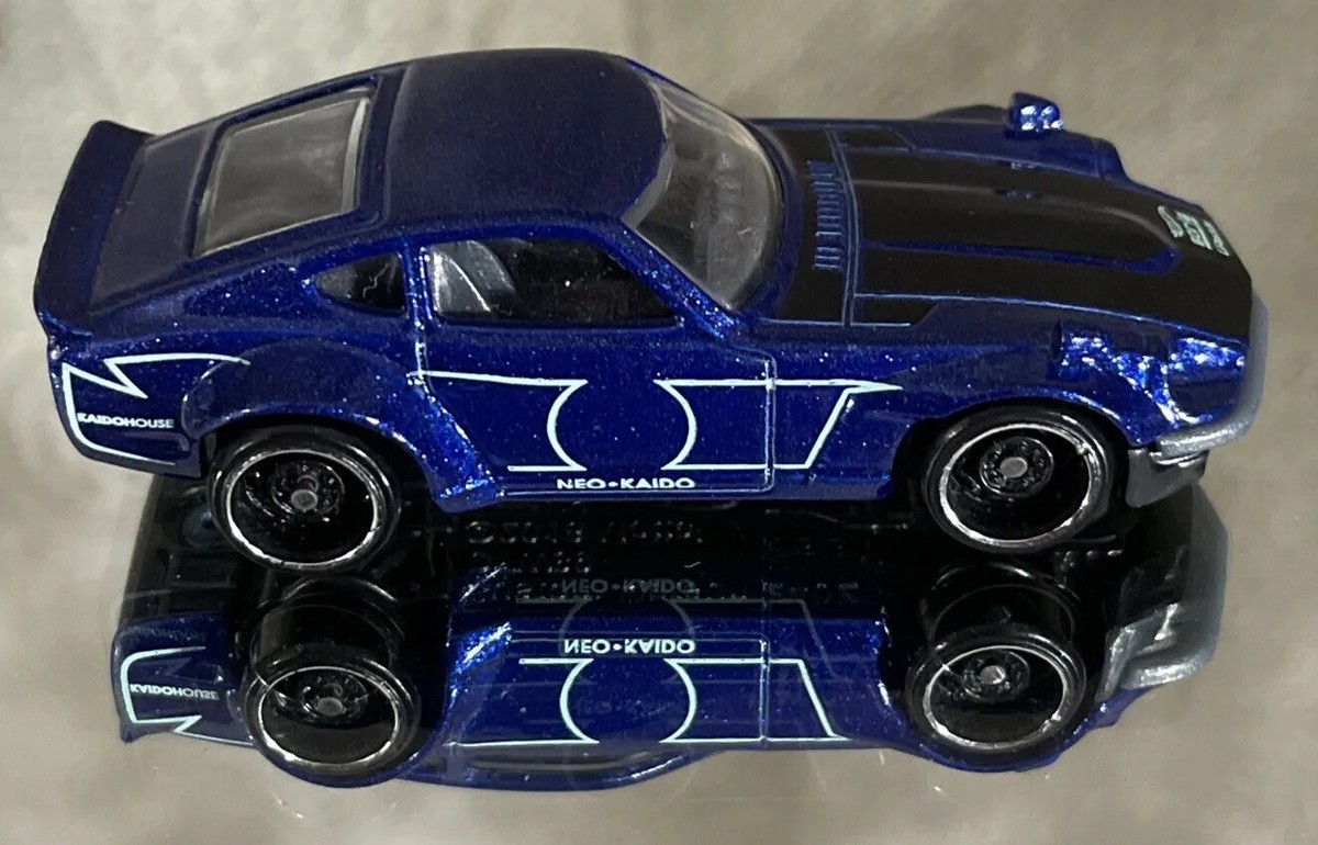 Hot Wheels Datsun 240Z & Silverado セット Hot Wheels Silver Series Fast & Furious Datsun 240Z Custom