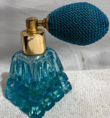 Blue Perfume Bottle Blue Atomizer Vintage 2 5/8 in high Glass