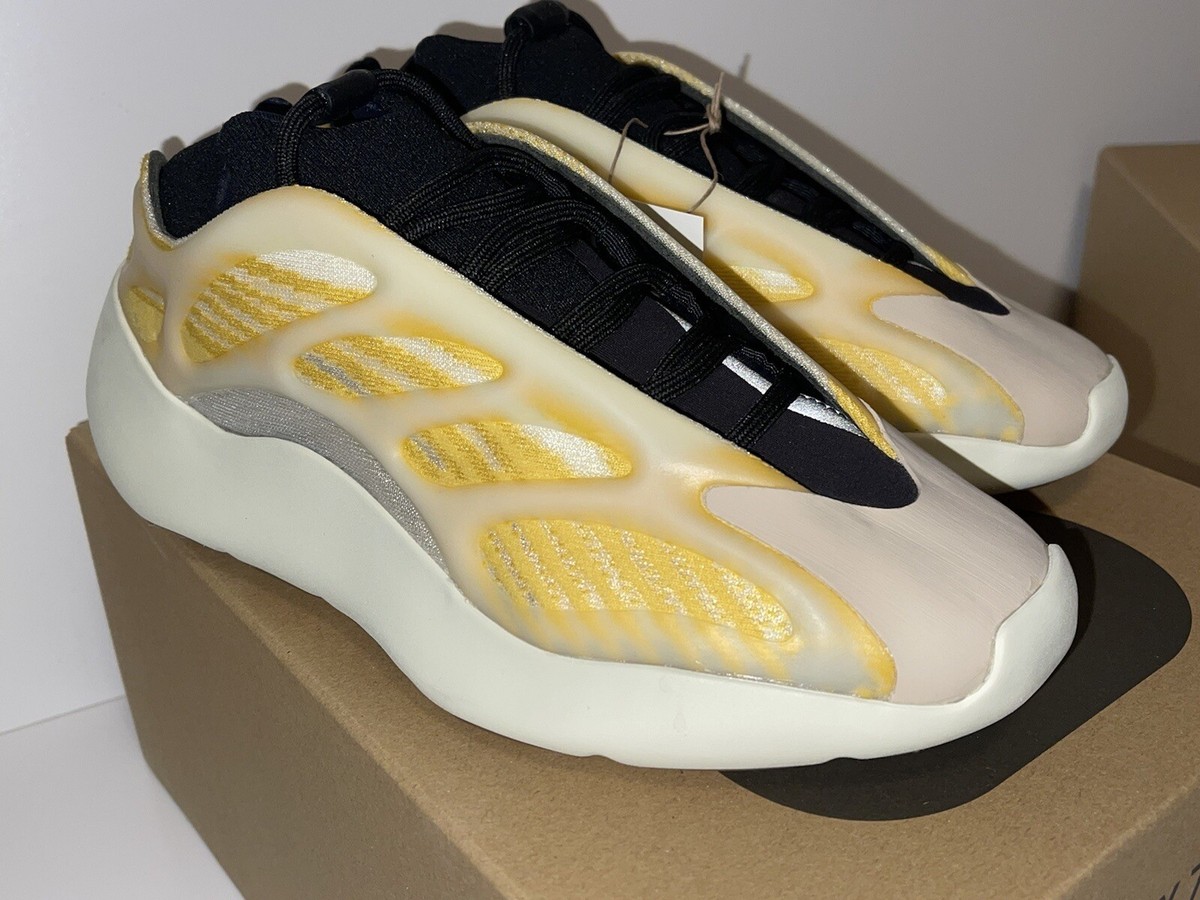 Size 12.5 Adidas Yeezy 700 V3 Azael Sz 7.5 Adidas Yeezy 700 V3 Mono Safflower