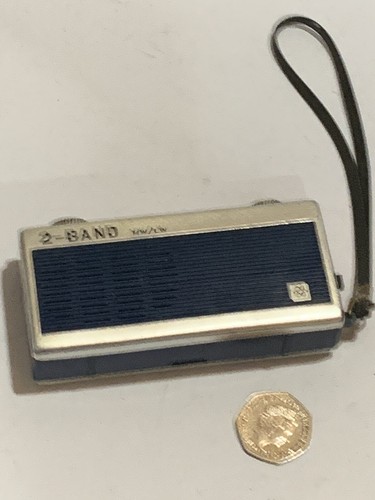 VINTAGE MICRO MINIATURE MATADOR RADIO 2-BAND LW-AM(MW) 1960S-1980s - Picture 9 of 12