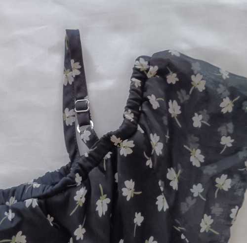 Abercrombie Kids Summer Romper Girls 11/12 Black&Floral Cold Shoulder Packets - Picture 5 of 6