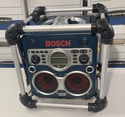 BOSCH PB10-CD JOBSITE POWER BOX, AM/FM RADIO, CD, BATTERY CHARGER, GFCI
