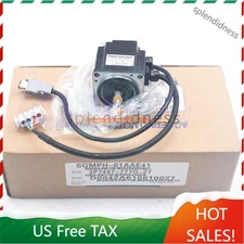 1PCS NEW Yaskawa SGMPH-01AAE41 Servo Motor 200V AC SGMPH01AAE41