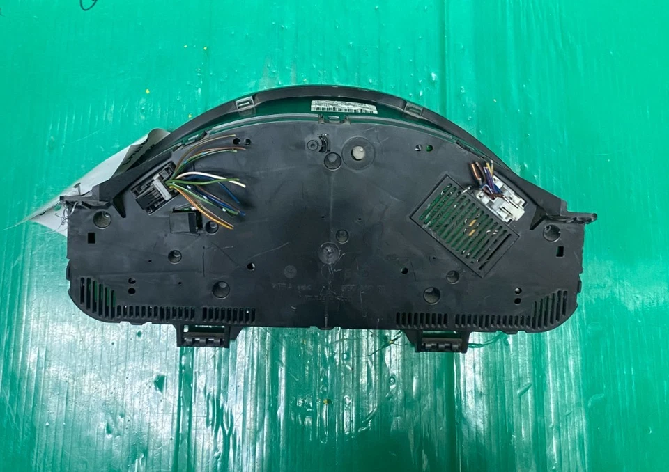 Cuadro de instrumentos velocímetro Dodge Sprinter 2003-2006 A001 446 8921 Foto 2 de 3