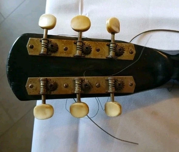 Eko Model 100/M degli anni '60, un modello vintage — 第 2/4 张图片