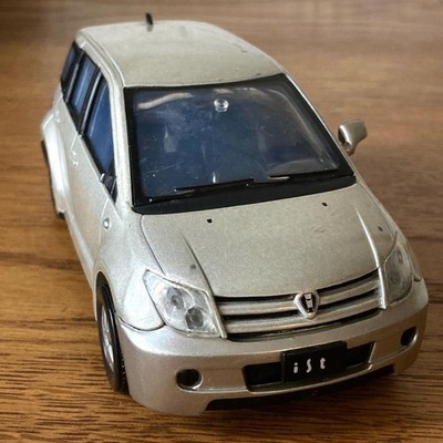 TOYOTA ist Silver 1/24 Diecast Non-Sale Sample Minicar From Japan #QYDIBQ