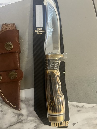 HUNTING KNIVES LOT OF 4 WITH 3 LEATHER SHEATHS - Picture 8 of 10