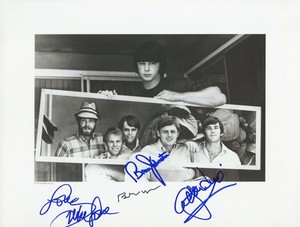 THE BEACH BOYS Signed Litho BRIAN WILSON MIKE LOVE AL JARDINE BRUCE 11x15 ACOA