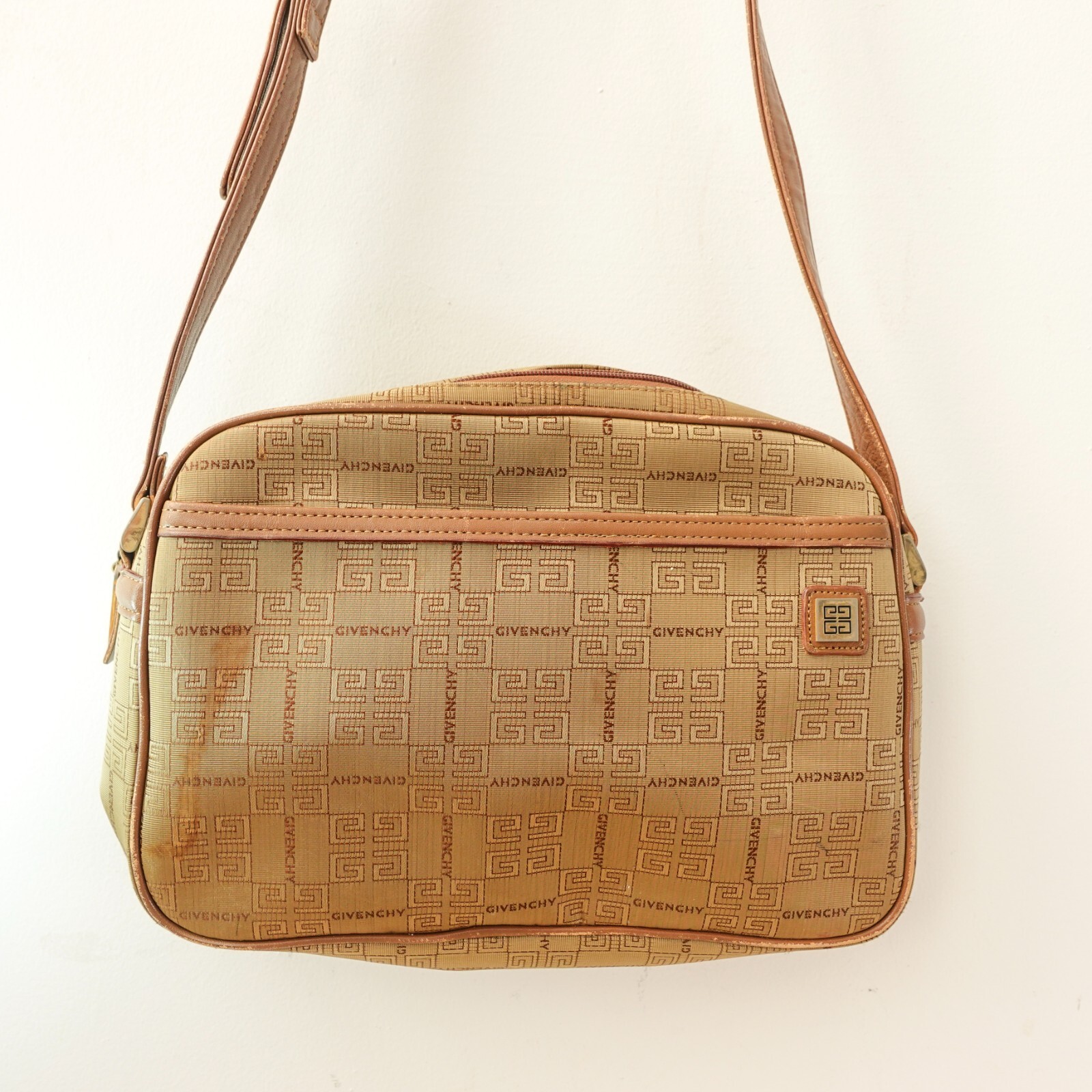 Vintage GIVENCHY Shoulder Bag Tan Beige 4G Logo Monogram French Luxury image 2