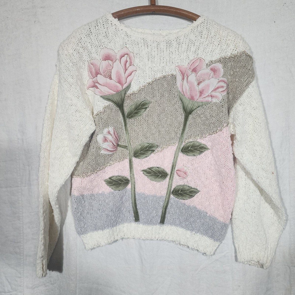 Vintage SHENANIGAN'S sz M Pink Floral Knit Sweater Boucle
