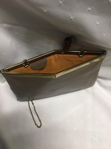 Etra 1960's Vintage Brown Taupe Nude Leather Convertible Clutch - Picture 4 of 7